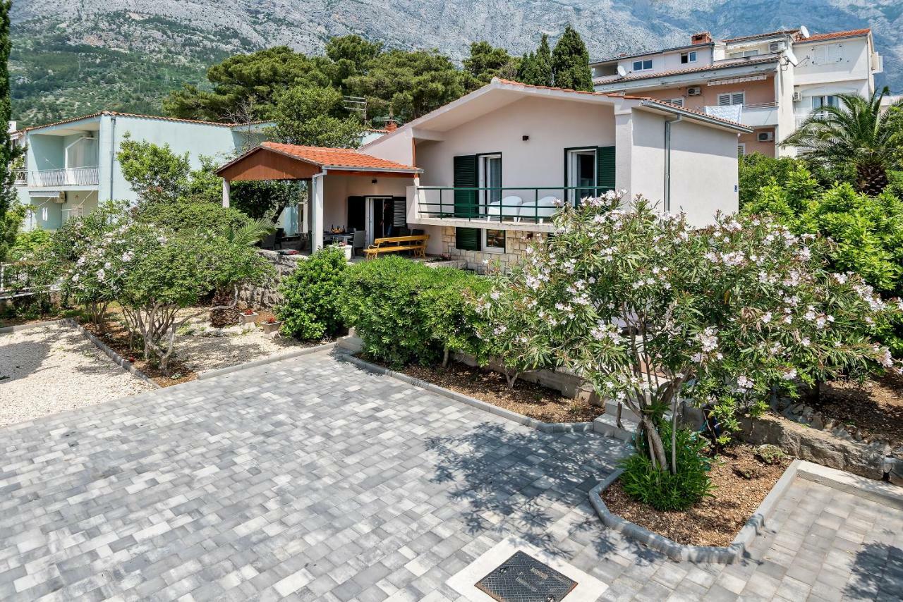 Villa Bandic Baška Voda エクステリア 写真