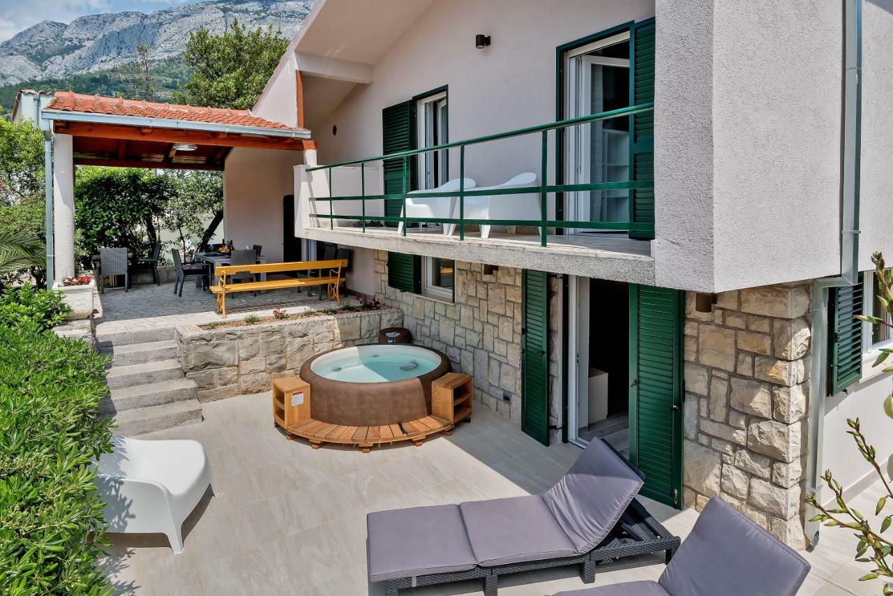 Villa Bandic Baška Voda エクステリア 写真