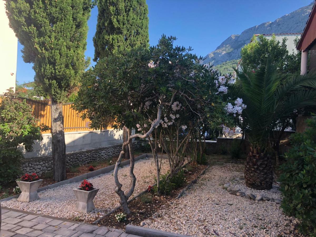 Villa Bandic Baška Voda エクステリア 写真